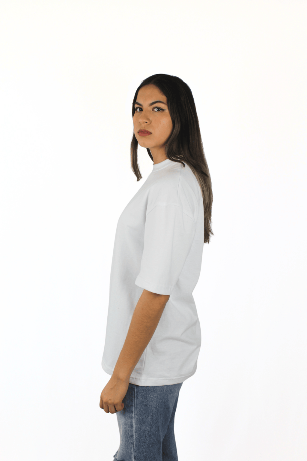 WHITE 250 GSM OVERSIZE